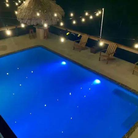 Summer House In Belize