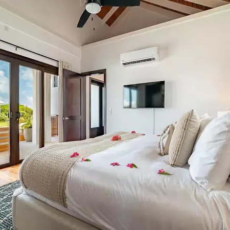Summer house in Belize